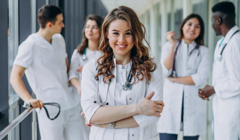 Best Programs to Develop Leadership Skills in Healthcare Professionals